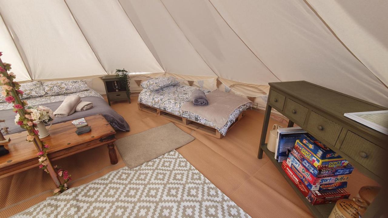 Отель Calon Y Goedwig Glamping Лландовери Экстерьер фото